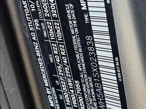 Certified 2025 Mercedes-Benz G 63 AMG 4MATIC image 23