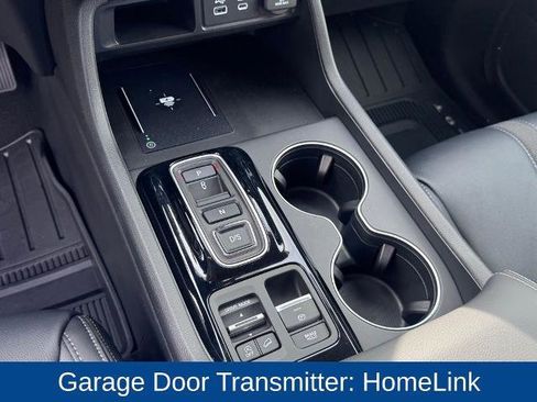 Used 2025 Honda Pilot EX-L image 20