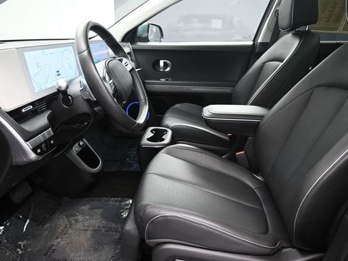 Used 2024 Hyundai Ioniq 5 Limited image 8
