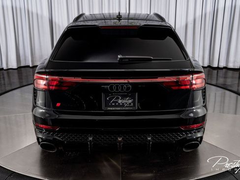 Used 2025 Audi RS Q8 performance image 16