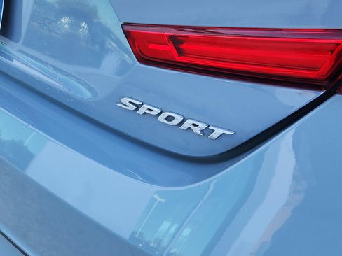 Used 2022 Honda Accord Sport image 10