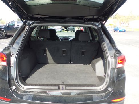 Used 2024 Chevrolet Equinox LS w/ LS Convenience Package image 8