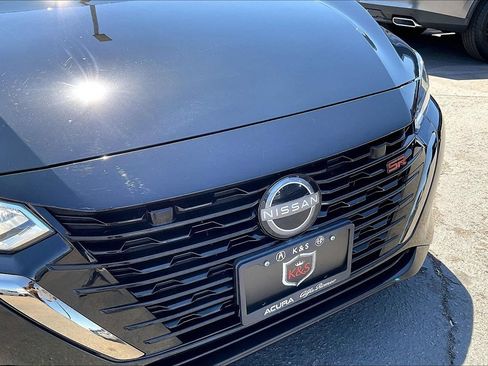Used 2025 Nissan Sentra SR FWD image 28