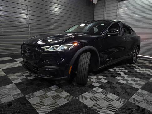 Used 2024 Ford Mustang Mach-E Select w/ Comfort Package Lite image 40