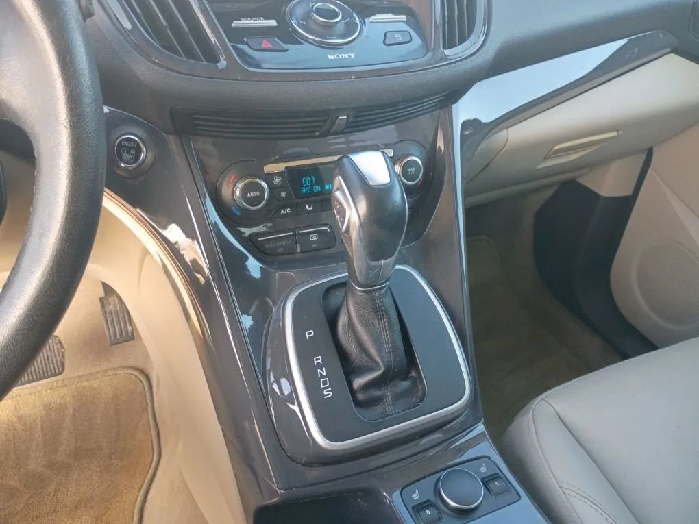 Used 2014 Ford Escape Titanium w/ Equipment Group 401A FWD image 13