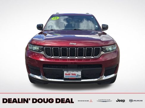 Used 2024 Jeep Grand Cherokee L Laredo w/ Trailer Tow Package AWD/4WD image 9