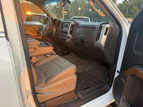 Used 2017 GMC Sierra 1500 SLT AWD/4WD image 15