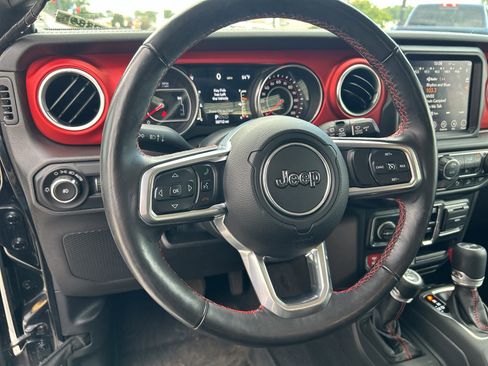 Used 2019 Jeep Wrangler Unlimited Rubicon w/ Dual Top Group image 11