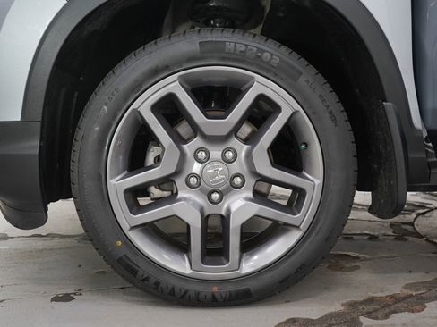 Used 2023 Honda Passport EX-L image 31