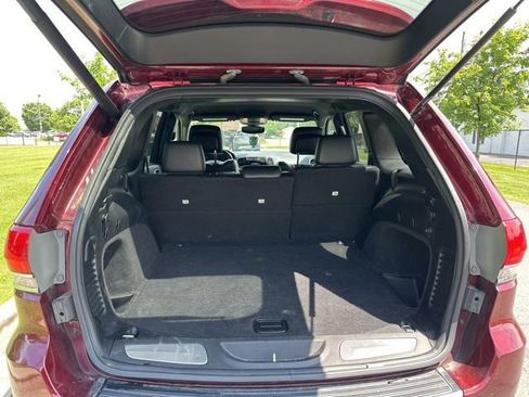 Used 2019 Jeep Grand Cherokee Limited AWD/4WD image 19