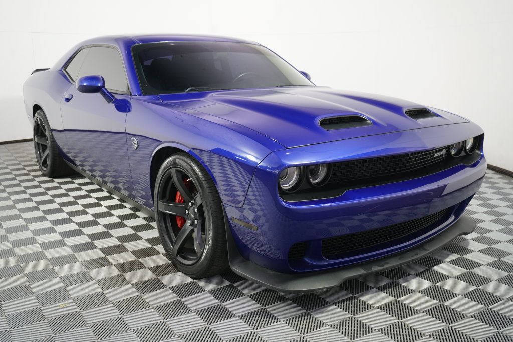 Used 2020 Dodge Challenger SRT Hellcat RWD image 9