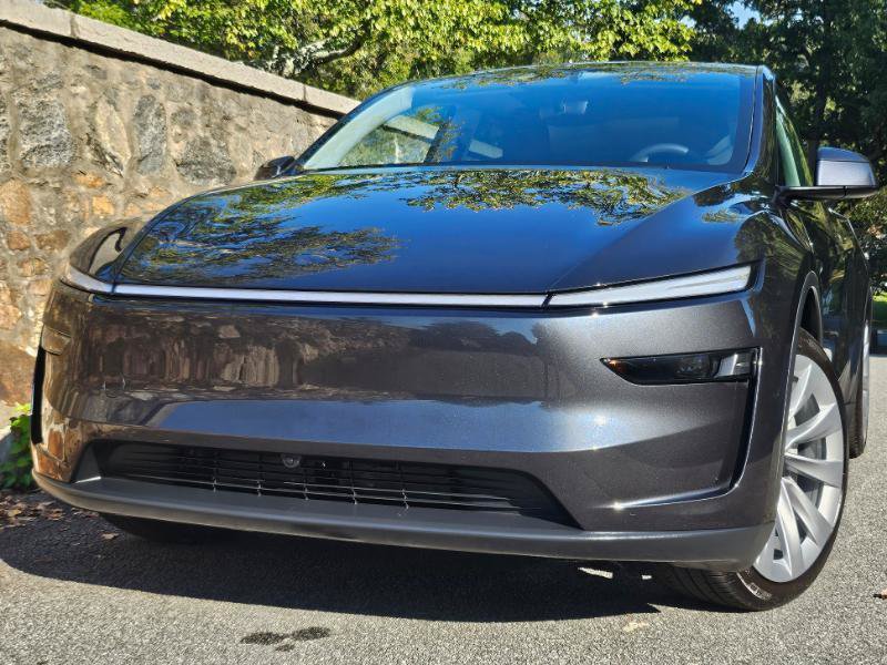 Used 2026 Tesla Model Y Long Range AWD/4WD image 85
