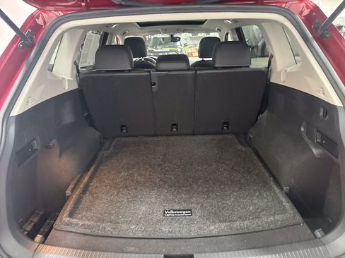 Certified 2021 Volkswagen Tiguan SE AWD/4WD image 35
