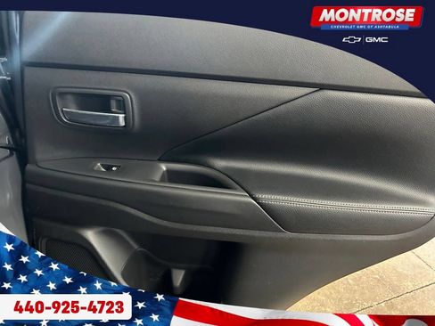 Used 2017 Mitsubishi Outlander GT AWD/4WD image 28