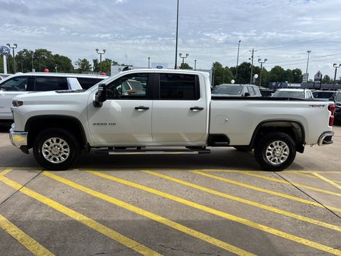 Used 2024 Chevrolet Silverado 3500 W/T w/ WT Convenience Package AWD/4WD image 9