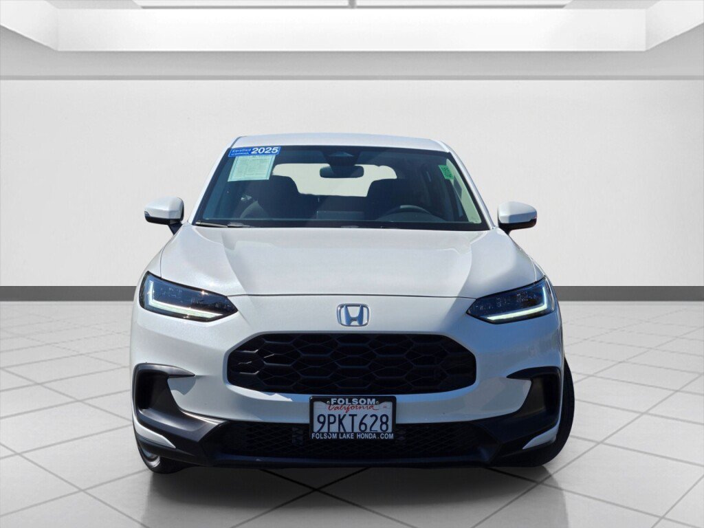 Certified 2025 Honda HR-V LX image 2