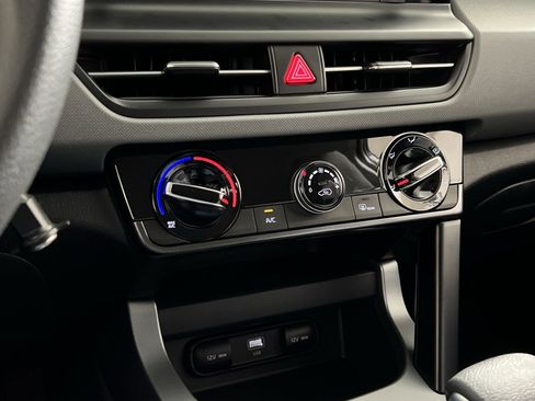 New 2026 Kia Seltos LX image 19