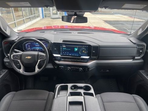 Used 2025 Chevrolet Silverado 1500 LT image 14