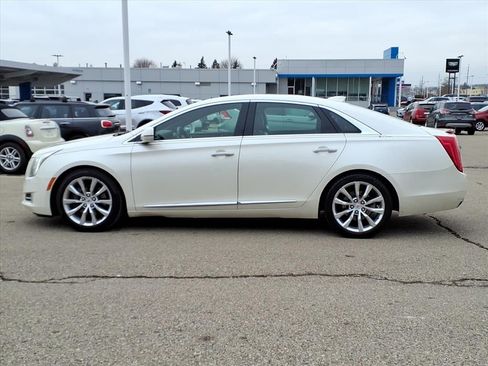 Used 2015 Cadillac XTS Luxury w/ Driver Awareness Package image 8