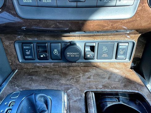 Used 2017 INFINITI QX80 4WD w/ Driver Assistance Package image 31