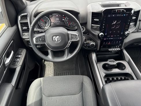 Used 2024 RAM 1500 Big Horn AWD/4WD image 23