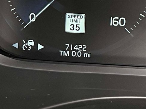 Used 2021 Volvo XC60 T5 Inscription w/ Protection Package Premier image 38