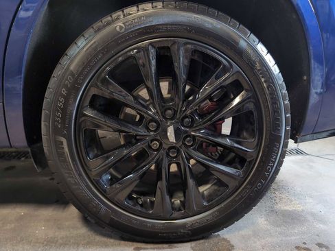 Used 2023 Cadillac XT6 Sport image 34