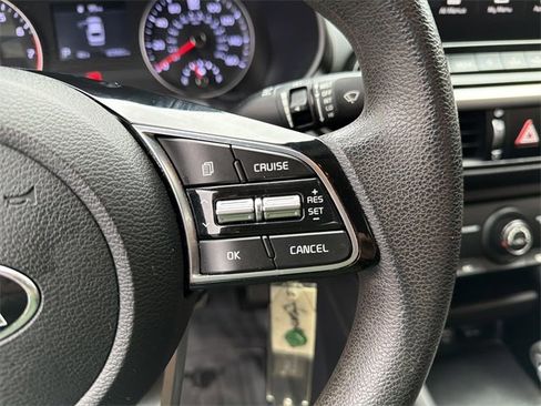 Used 2020 Kia Forte LXS image 25