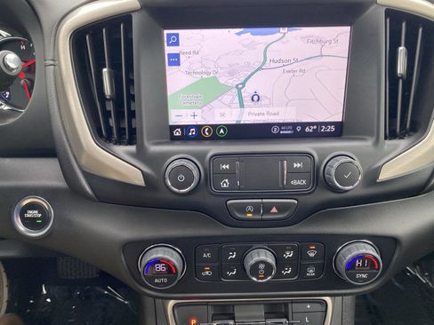 Used 2022 GMC Terrain Denali w/ LPO, Floor Liner Package image 28