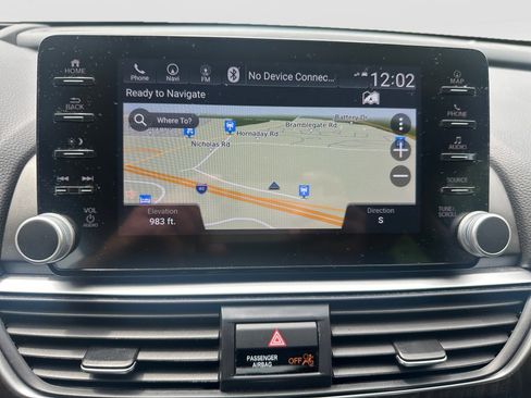 Used 2021 Honda Accord Touring image 19