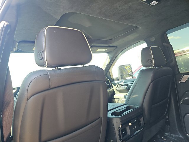 Used 2025 GMC Sierra 2500 AT4X AWD/4WD image 14