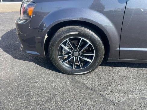 Used 2019 Dodge Grand Caravan GT image 6
