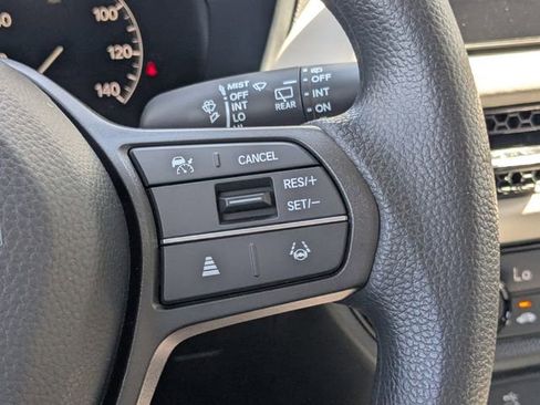 New 2026 Honda HR-V LX image 23