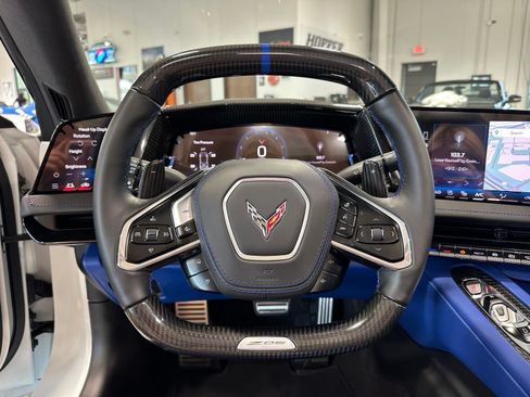 Used 2026 Chevrolet Corvette Z06 w/ Stealth Interior Trim Package RWD image 25