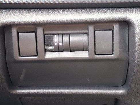 Certified 2024 Subaru Crosstrek 2.0i Premium AWD/4WD image 26