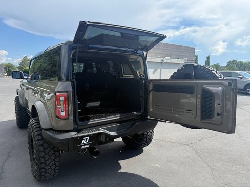 Used 2025 Ford Bronco Badlands AWD/4WD image 13