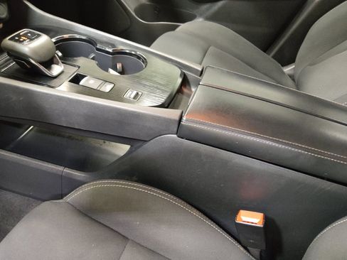 Used 2023 Nissan Rogue S FWD image 26