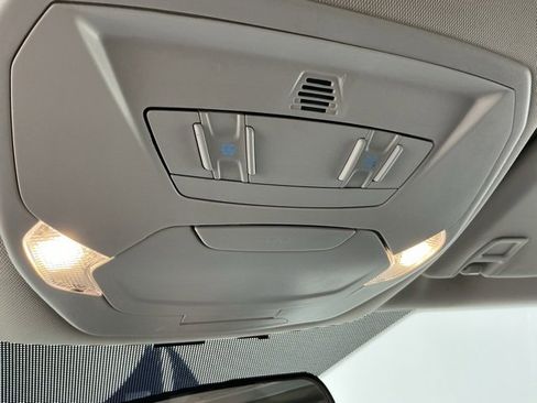 Used 2016 Ford Escape SE w/ Equipment Group 201A image 36