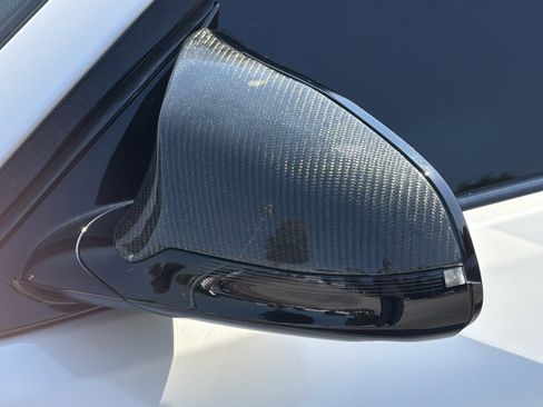 Used 2017 BMW M4 Convertible RWD image 39