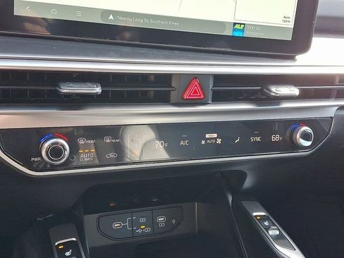 New 2026 Kia Sorento EX image 13