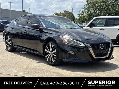 Used 2020 Nissan Altima 2.5 SR FWD image 1