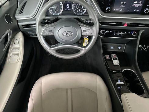 Used 2023 Hyundai Sonata SE image 11