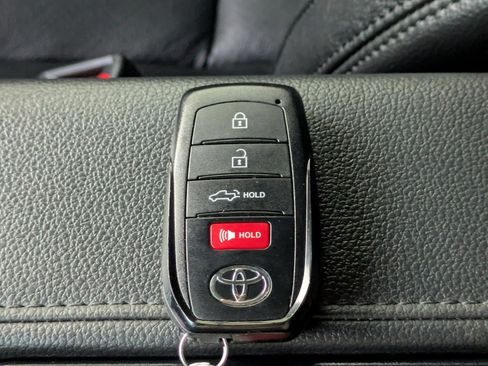 Used 2025 Toyota Tundra SR image 29