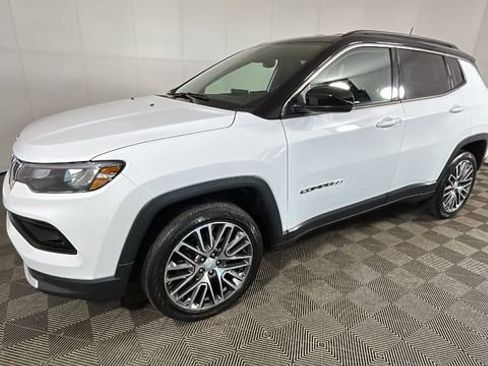 Used 2023 Jeep Compass Limited w/ Elite Group AWD/4WD image 7