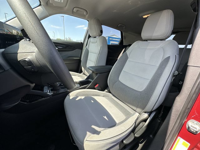 Used 2025 Chevrolet TrailBlazer LT w/ Driver Confidence Package FWD image 18