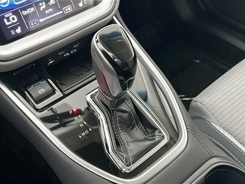 Used 2020 Subaru Outback Premium AWD/4WD image 16