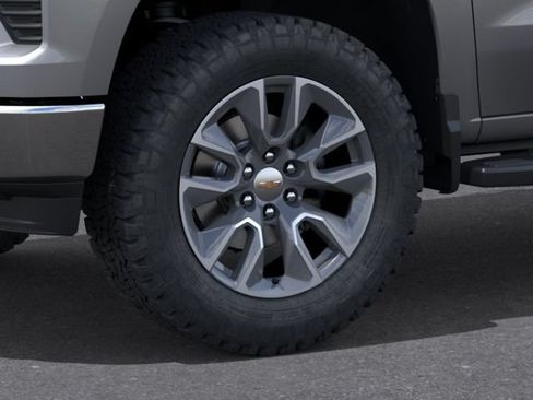 New 2026 Chevrolet Silverado 1500 LT w/ Z71 Off-Road Package AWD/4WD image 9