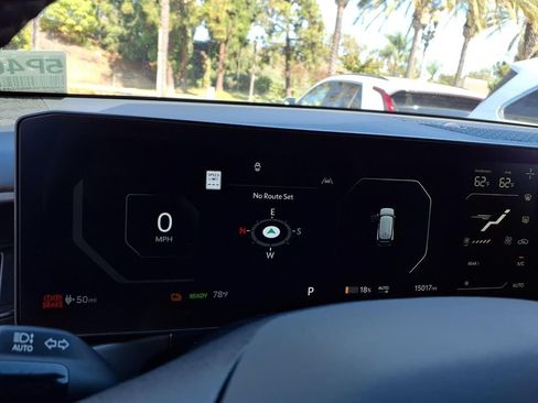 Certified 2024 Kia EV9 Land AWD/4WD image 9