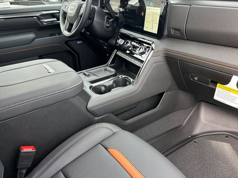 New 2026 GMC Sierra 3500 AT4 w/ AT4 Premium Plus Package image 16