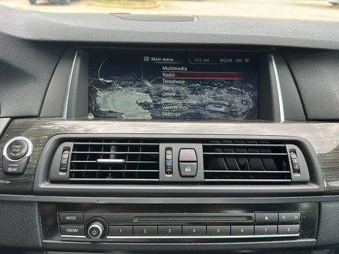 Used 2014 BMW 528i xDrive Sedan AWD/4WD image 35
